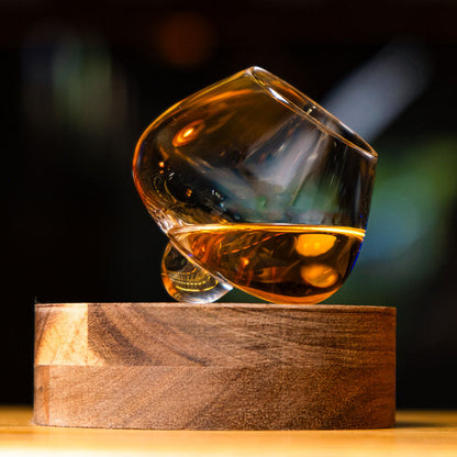 Equilibrium Spirit Glass – Elegant Crystal Design for a Unique Drinking Experience